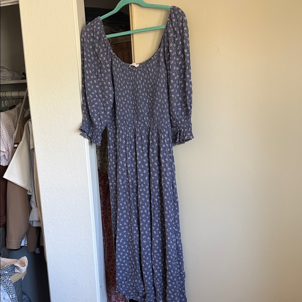 Neuflora Floral Blue Midi Dress size L